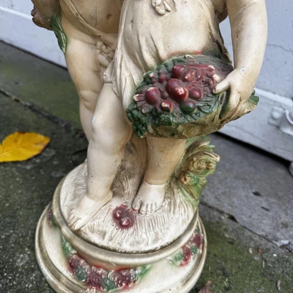 Vintage Cherub Figural Table‎ Lamp Chalkware Grapes Motif w/ Shade Untested